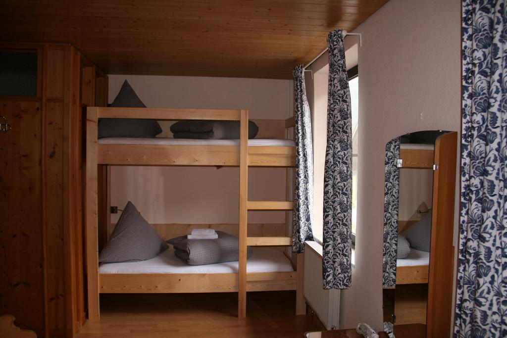 ホテル ガストホフ ファルミューレ プフロンテン 部屋 写真